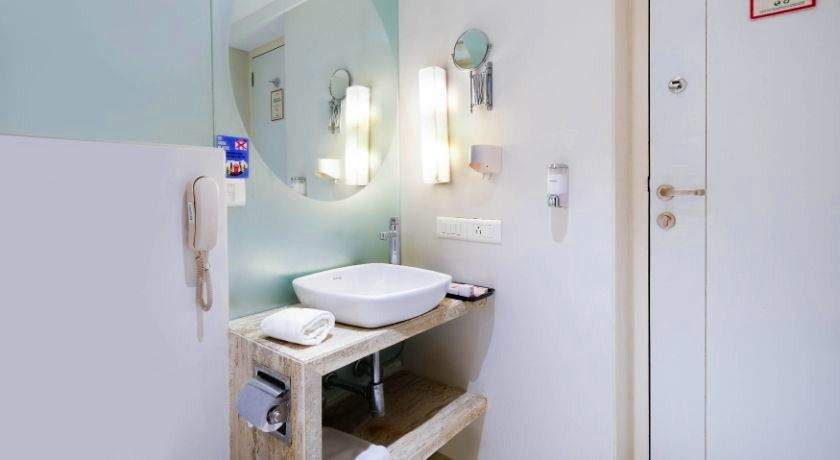 7 Apple Hotel - Pimpri in Pune