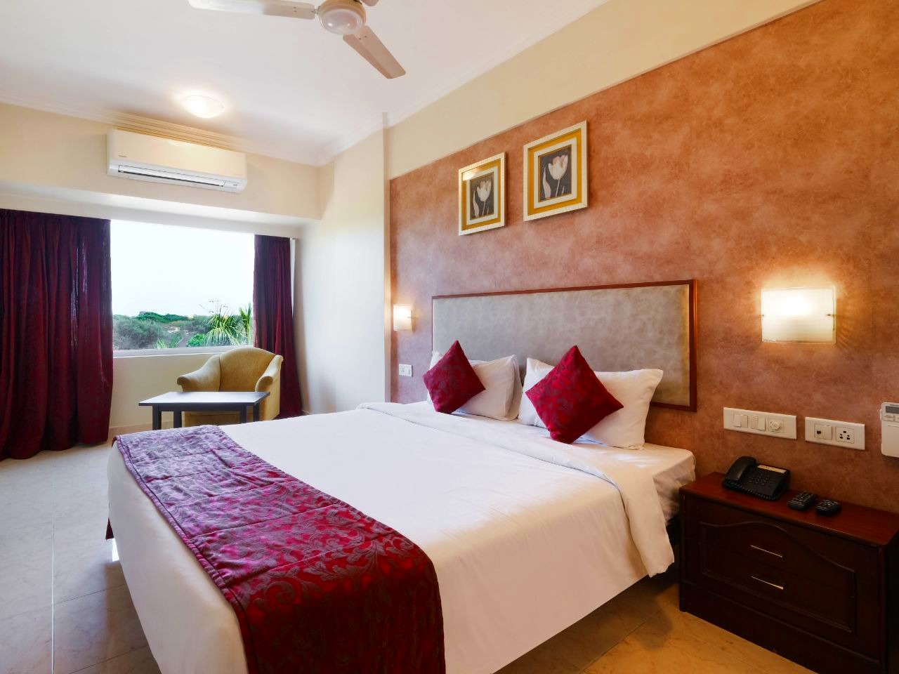 7 Apple Hotel - Pimpri in Pune