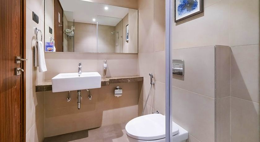 7 Apple Hotel - Viman Nagar in Pune