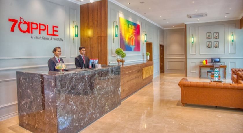 7 Apple Hotel - Viman Nagar in Pune