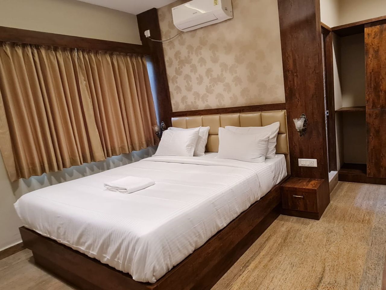 Al Noor Palace in Bangalore