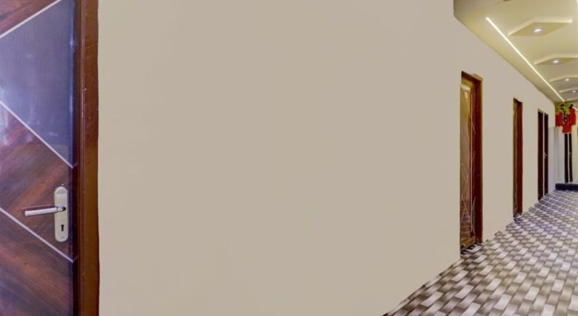 Royal Galaxy Lodge in Hyderabad