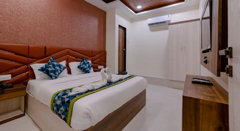 Hotel Regal Palace in Mumbai