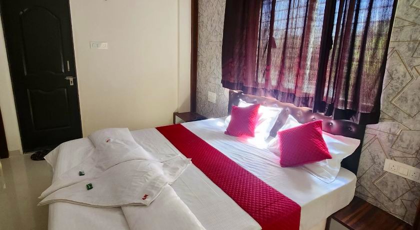 Mount View Lodging and Restro in Pune