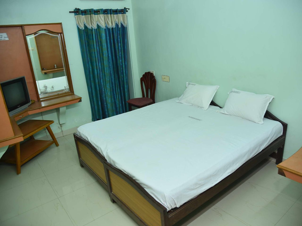 Balamurugan Residency in Thiruchendur