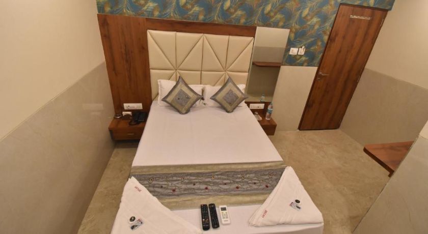 Hotel Dream Palace Residency in Mumbai