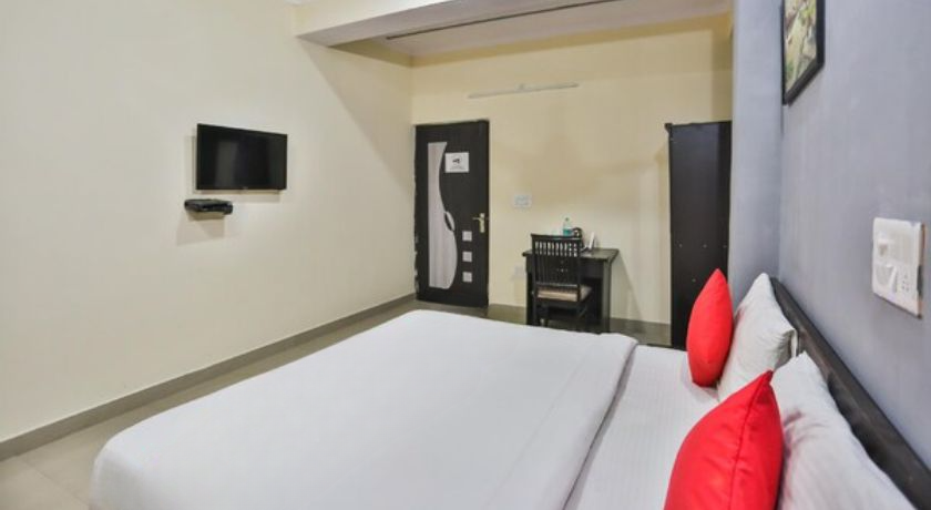 Hotel Diamond Deluxe in Delhi