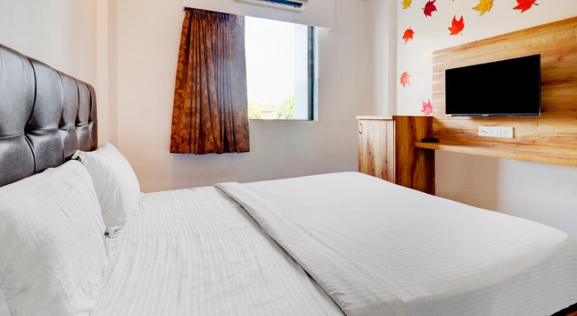 Hotel Dream Palace in Thane