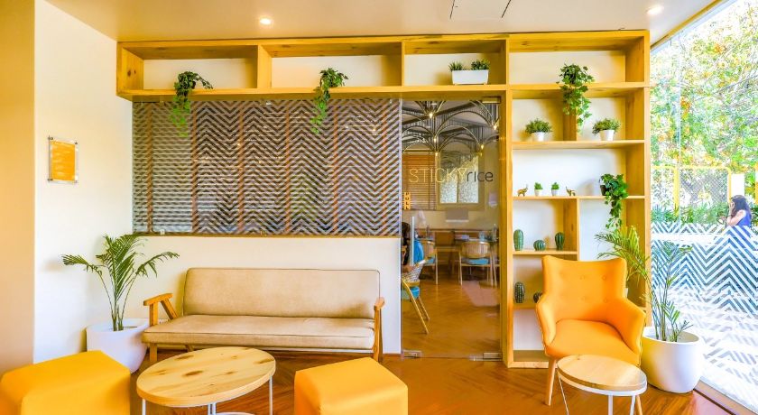 Bloom Hotel - Sector 43 in Gurgaon