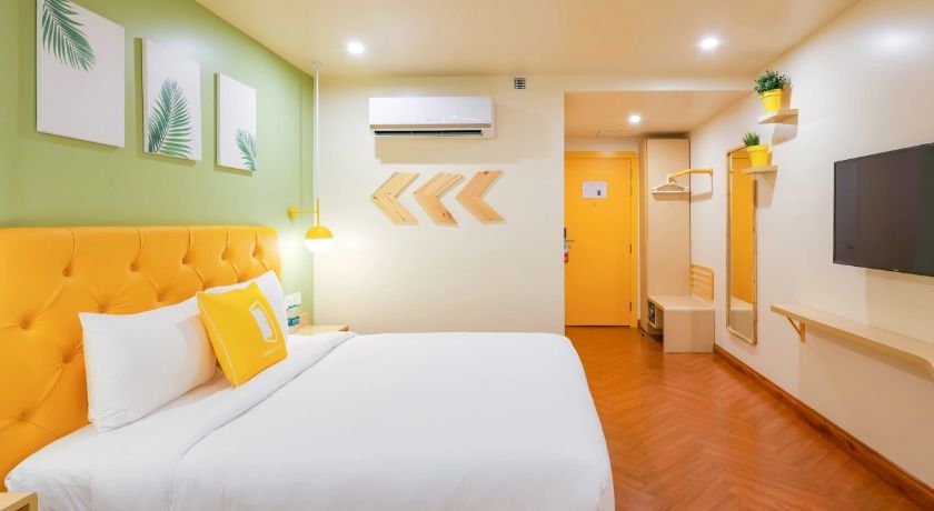 Bloom Hotel - Sector 43 in Gurgaon