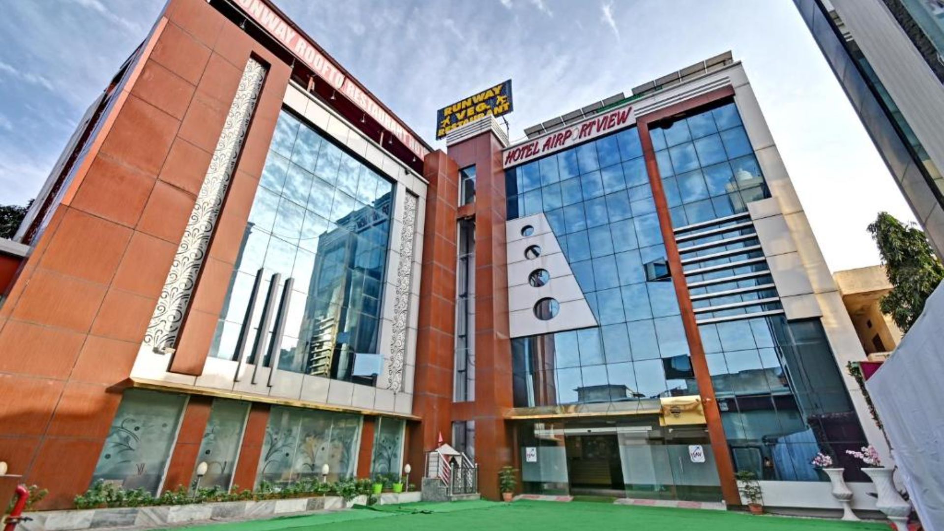 Hotel Airport View in Jaipur