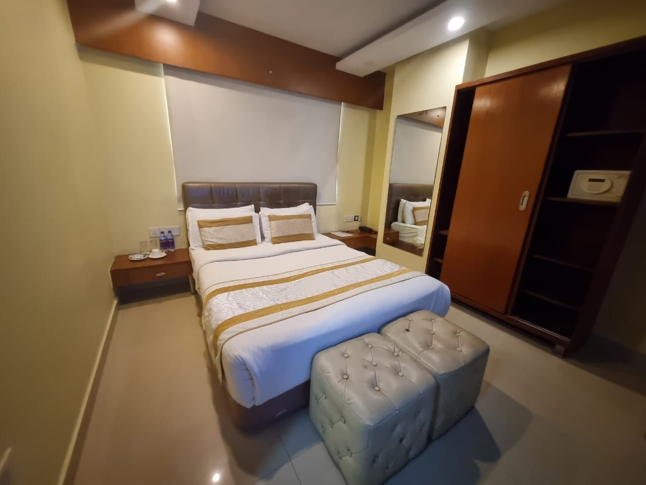 Hotel Diamonds Pearl in Visakhapatnam