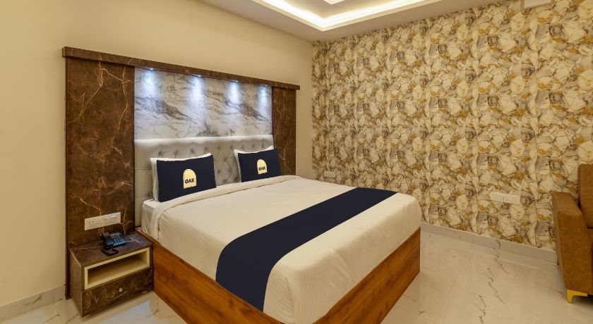 Mayuri Residency Hotel in Bangalore