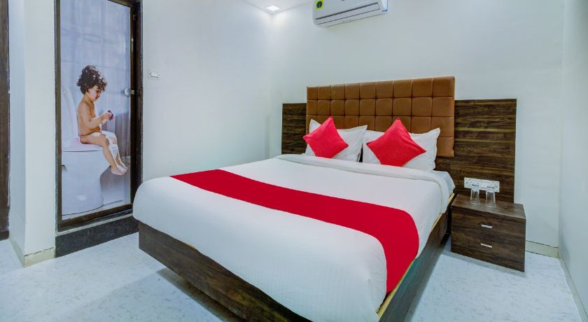 Hotel Golden Palace in Mumbai