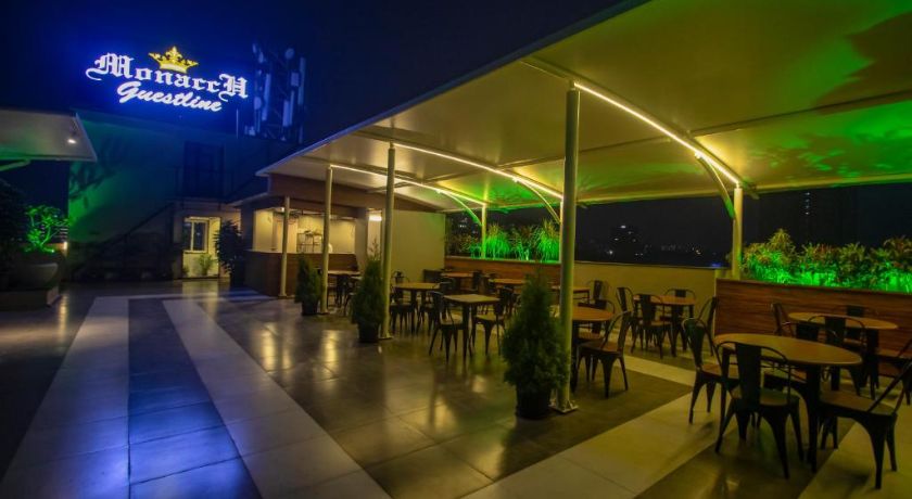Hotel Monarch Guestline in Pune
