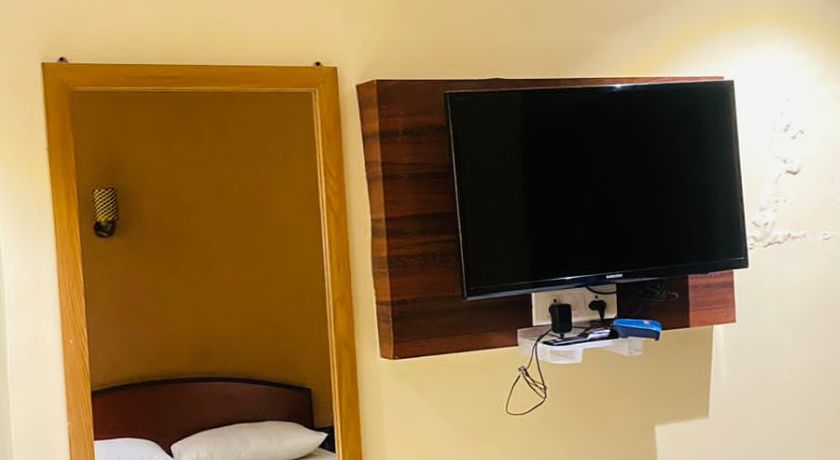 Hotel Shunty Residency in Thane