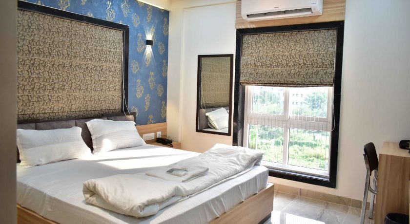 Candlewood Park in Kolkata