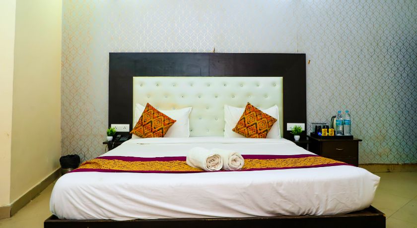 Hotel Global Inn By Quality Inn in Delhi