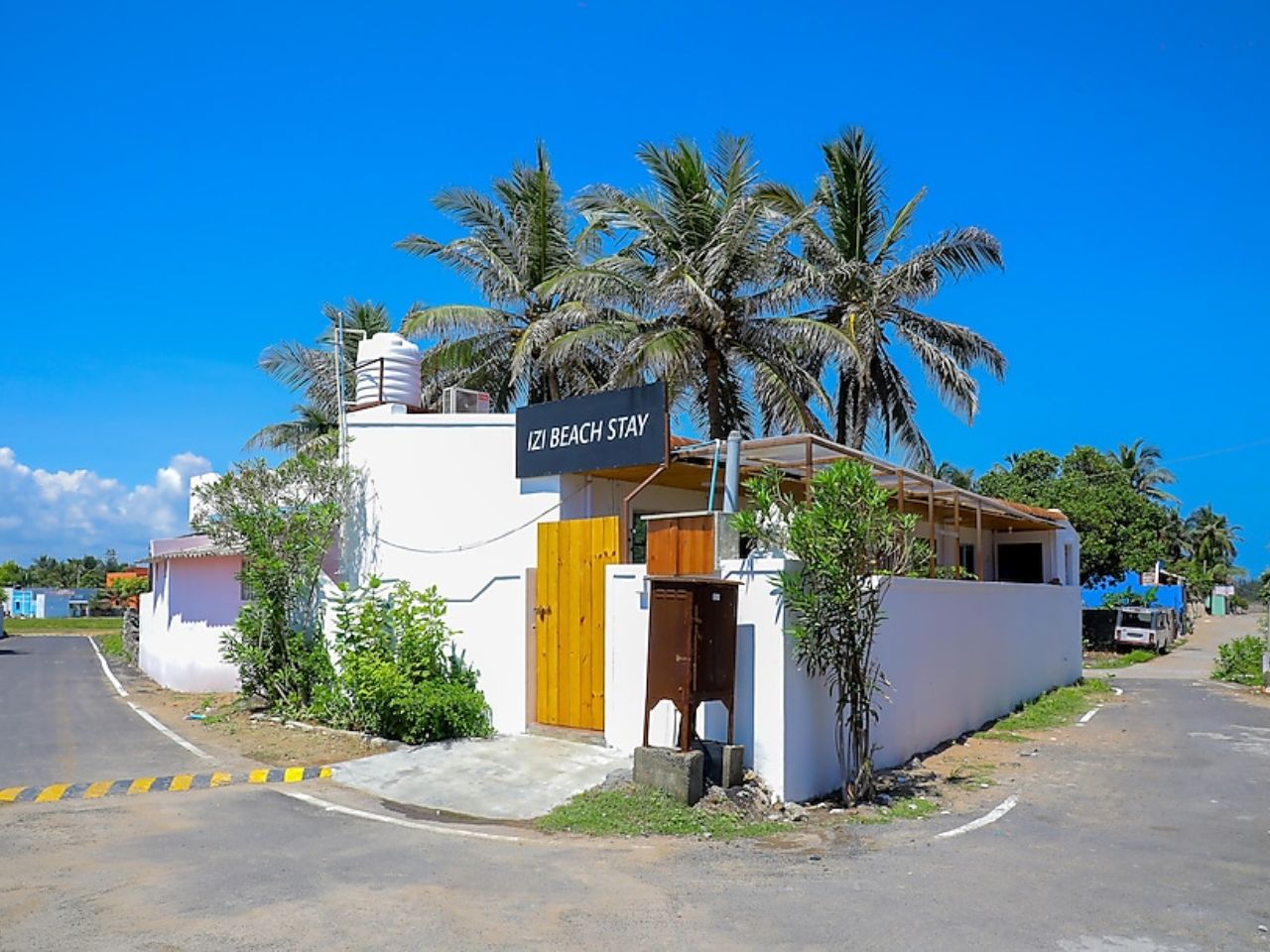 IZI Beach Stay in Chennai