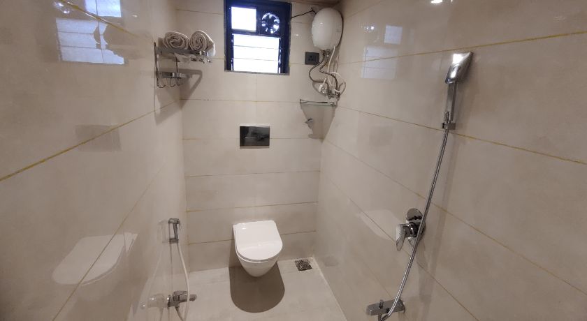 Hotel Flysky Rooms and Banquets in Navi Mumbai