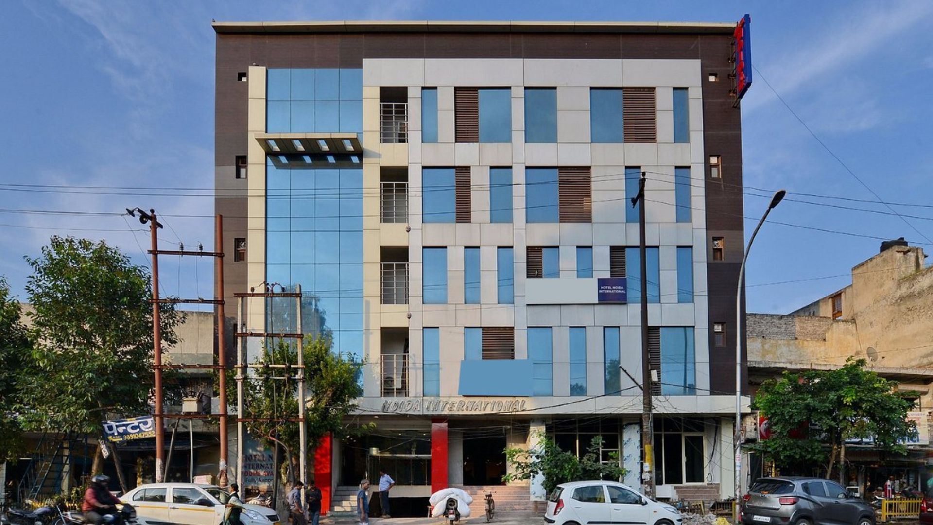 Hotel Noida International in Noida