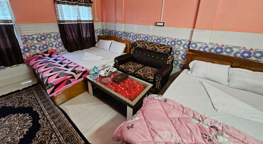 Raja Hotel And Lodge in Kharagpur