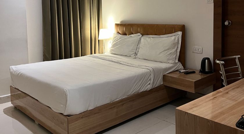 Hotel Hibiscus Tree in Hyderabad