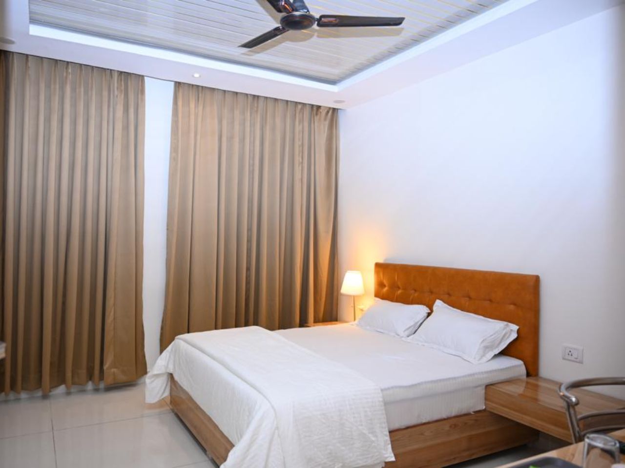 Hotel Hibiscus Tree in Hyderabad