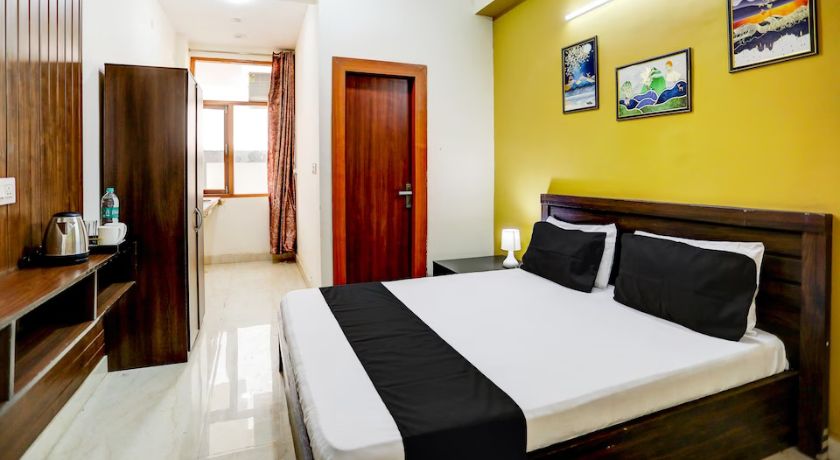 Hotel Galaxy Inn in Noida