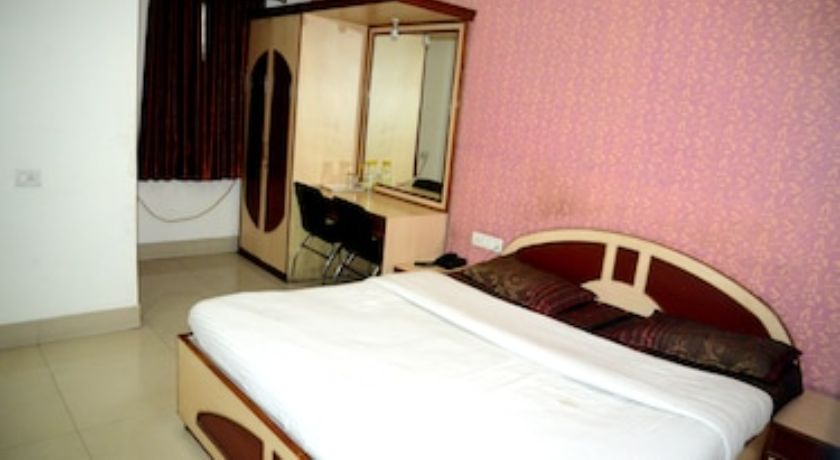 Vira Palace in Thane