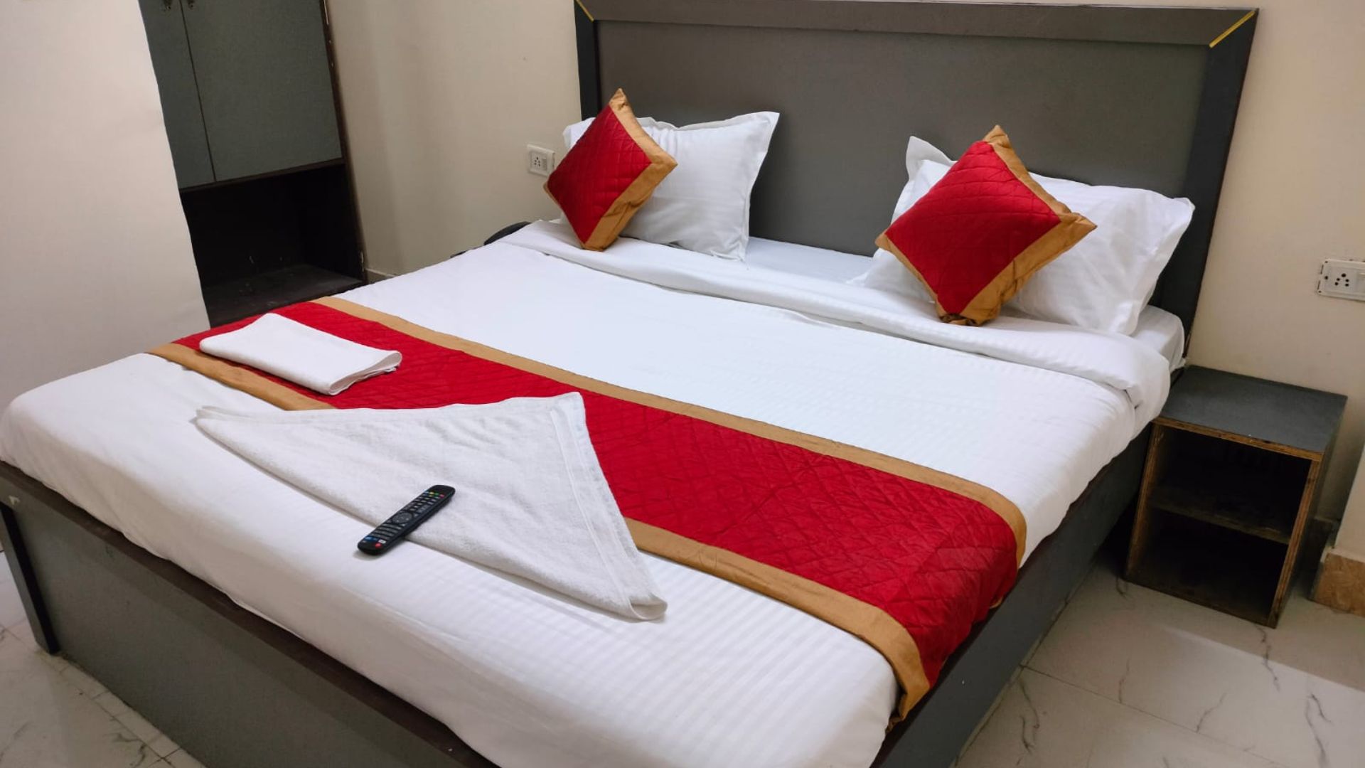 Hotel Hello Inn in Noida