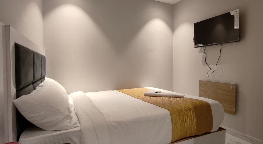 Grand Dyad Hotel in Mumbai