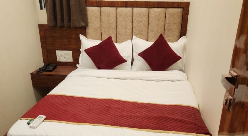 Hotel Ashirwad Inn in Mumbai