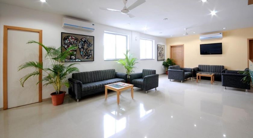 Hotel De Ecobiz in Ahmedabad