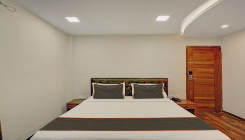 Hotel Orange Park in Bangalore
