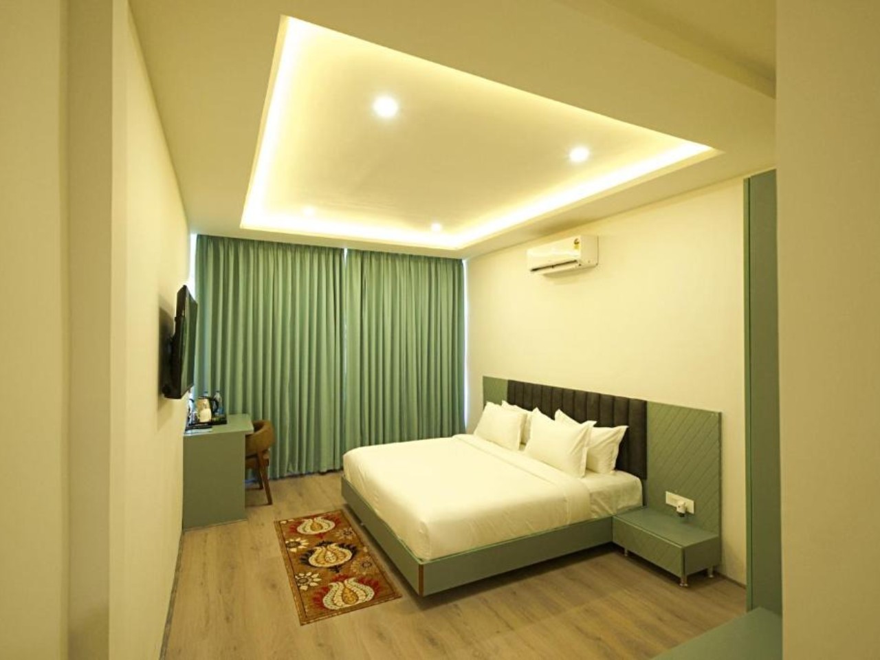 Veerdency Luxury Resort in Bangalore