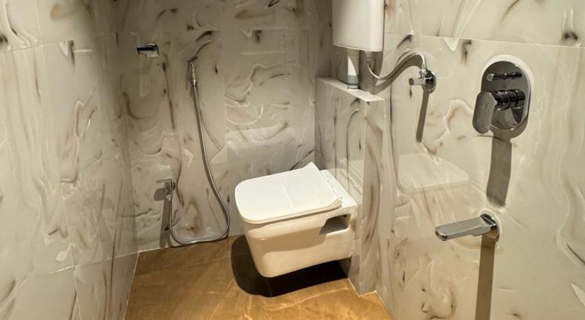 Lake Side Inn in Panvel