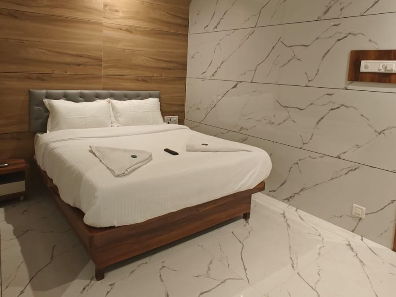 Hotel Shubham Inn in Mumbai