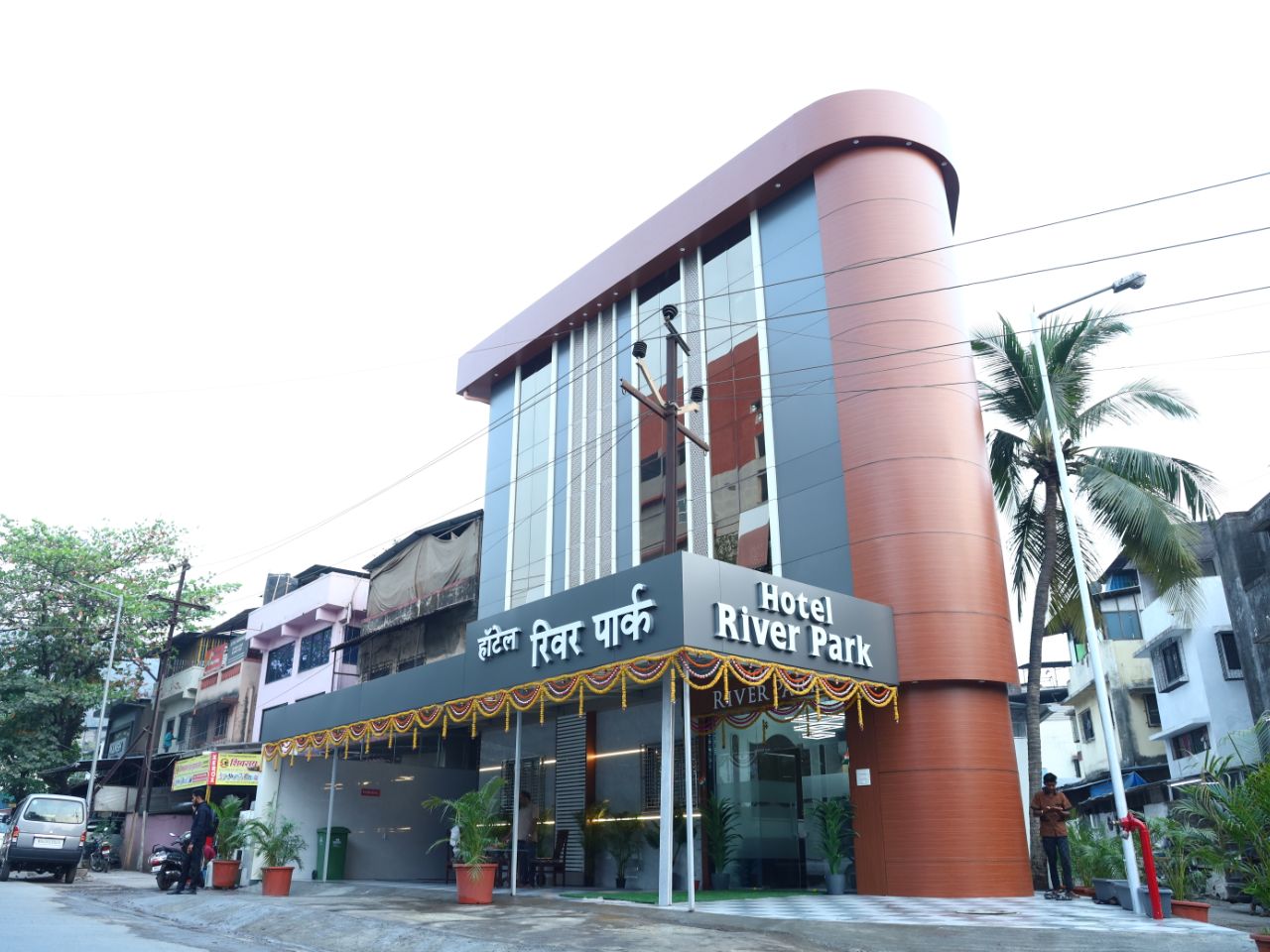 Hotel River Park in Navi Mumbai