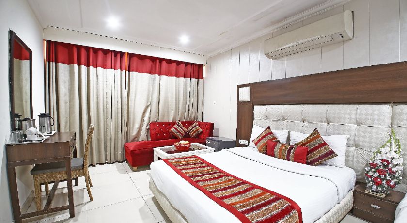 Hotel Diamond Plaza in Chandigarh