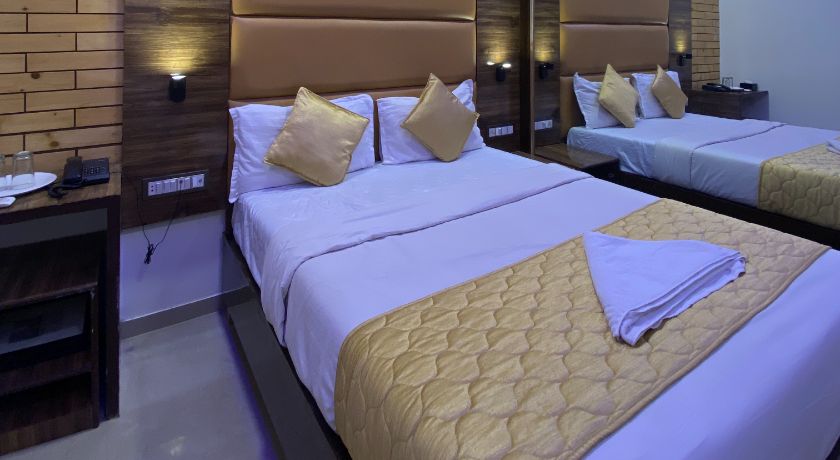 Hotel Blue Wellington in Mumbai