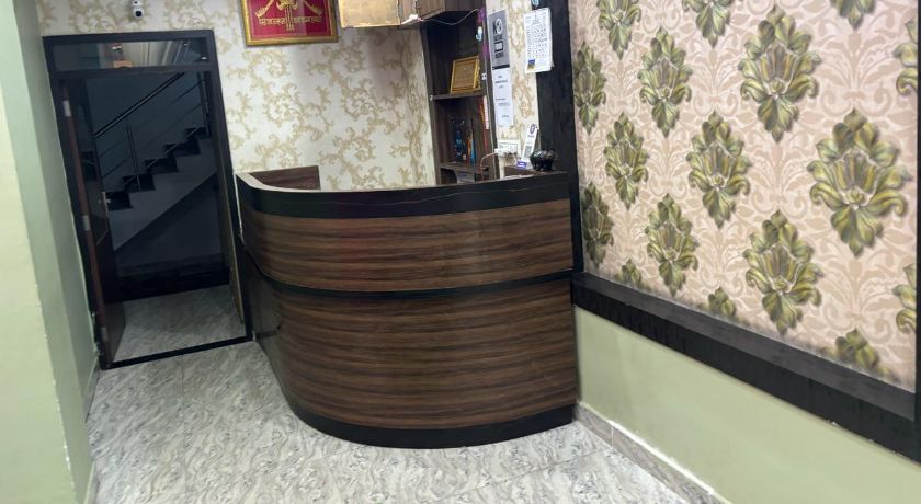 Hotel Lakhdatar Palace in Jaipur