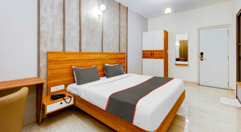 Hotel Royal Elevar in Bangalore