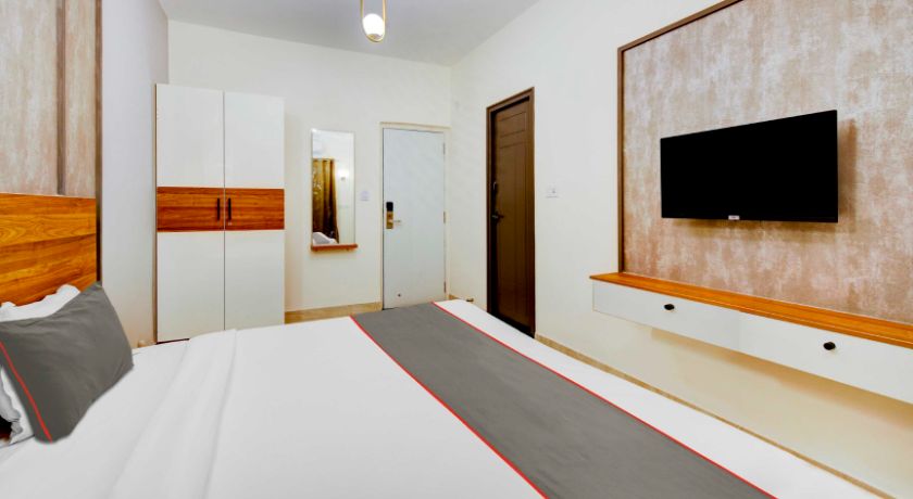 Hotel Royal Elevar in Bangalore