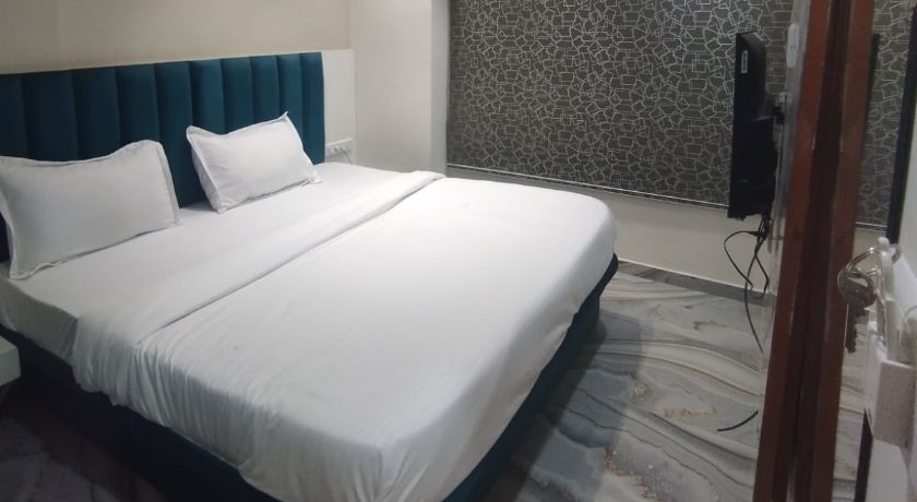 Hotel Gift Inn in Gandhinagar