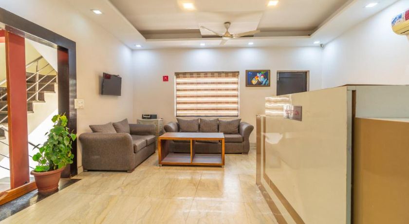 Hotel Diplomat Regency in Delhi