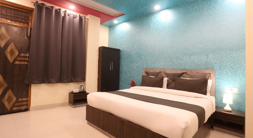 Hotel Raas Inn in Kanpur