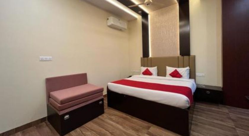 Hotel Mayur Palace in Agra