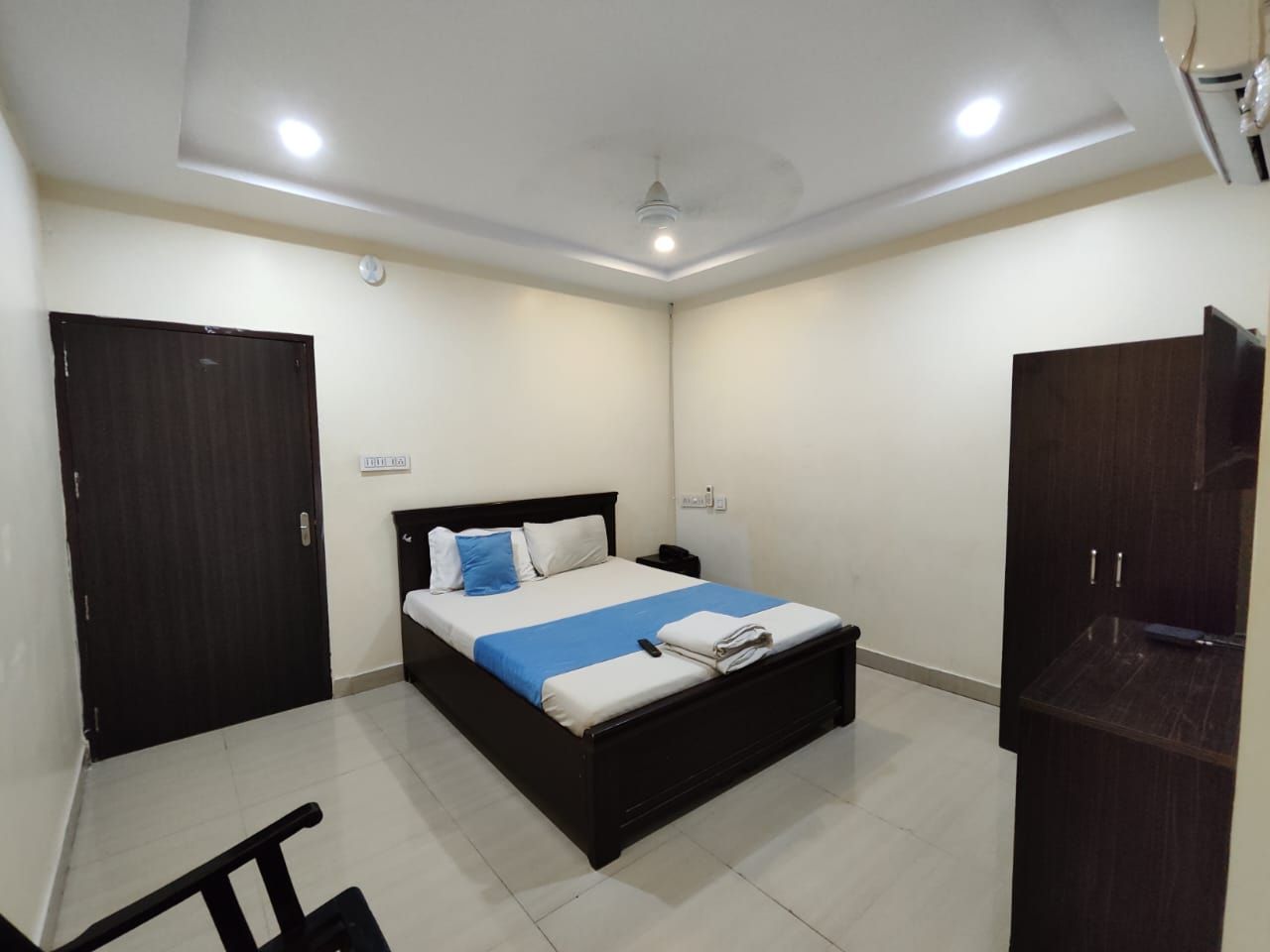 Skyotel hotels and banquets in Vijayawada