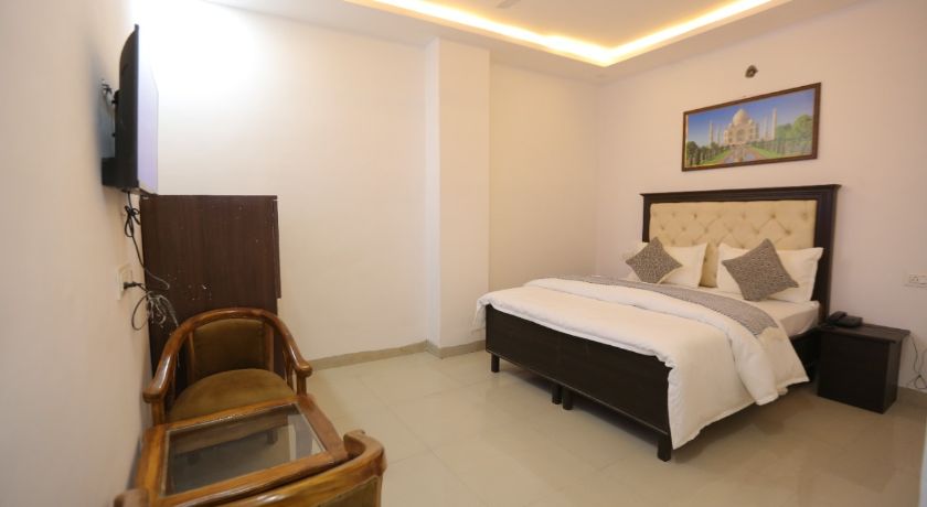 Hotel Royal Empire in Mohali